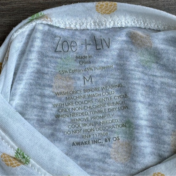 Zoe + Liv Target Pineapple Print Short Sleeve Crew Neck Sheer Tee - Size M - Picture 3 of 8